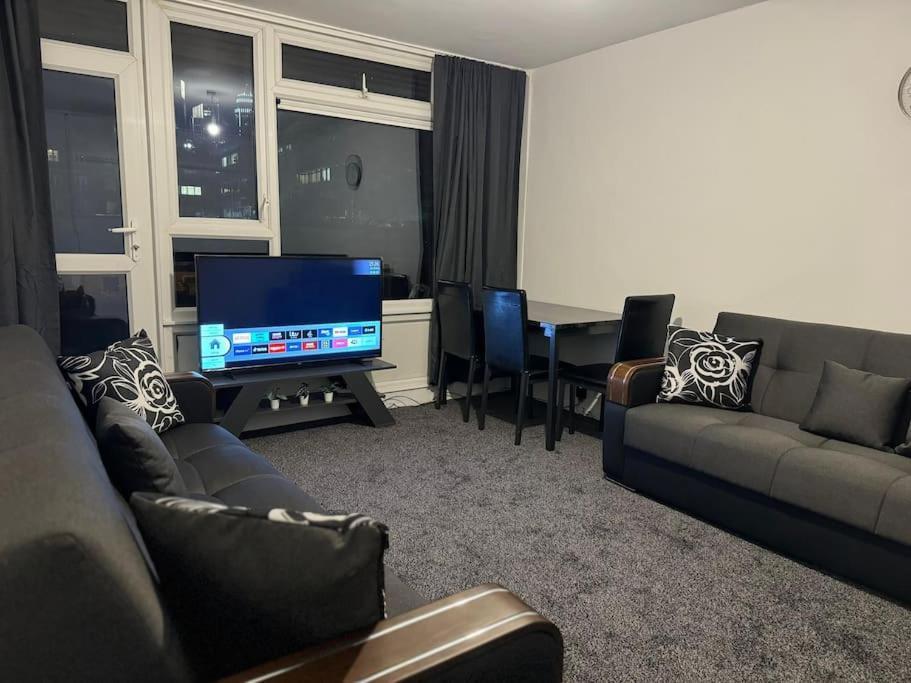 Flat In Vauxhall * Londra